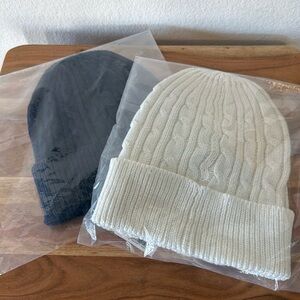 👻 GAP Cotton Cable Beanies